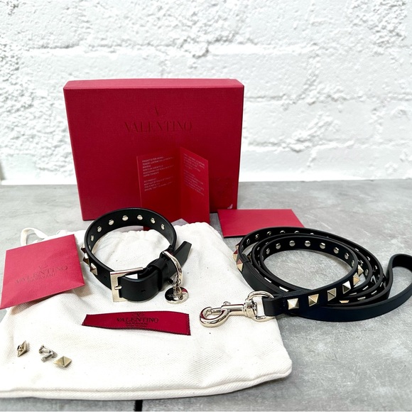 VALENTINO GARAVANI Leather Rockstud Pet Dog Leash + Collar Black Sz M (F) Italy - Picture 1 of 5